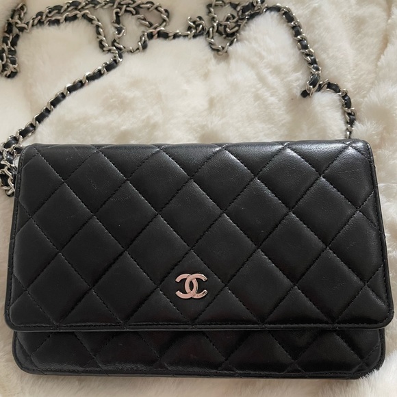 Black Chanel WOC - Silver Hardware - Picture 2 of 11